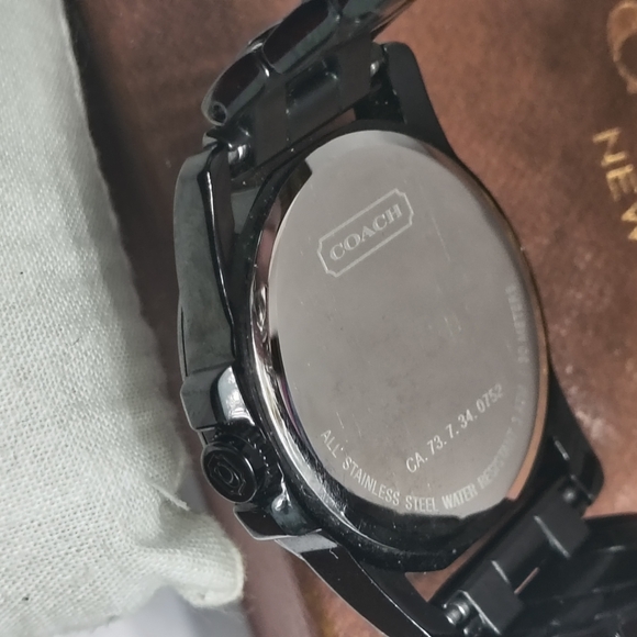 Coach Sydney Black Dial & Band Stainless Steel Women's Watch - Like New! - Picture 6 of 8